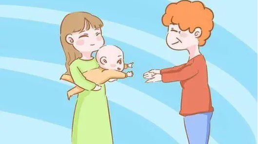 国内代孕中心,新生儿一月睡二月哭三月攒肚口诀靠谱，老人们也科学了一回